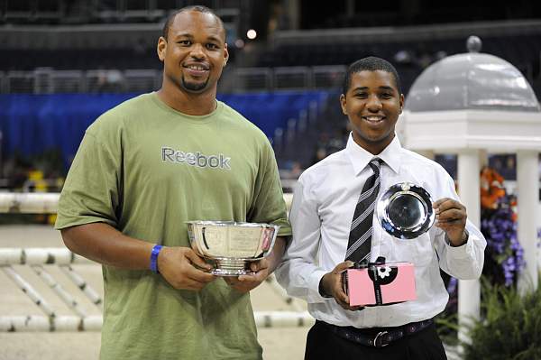 WIHS-10-24-09-DSC_9597-RedskinLorenzoAlexander-Presentations-DDeRosaPhoto.jpg