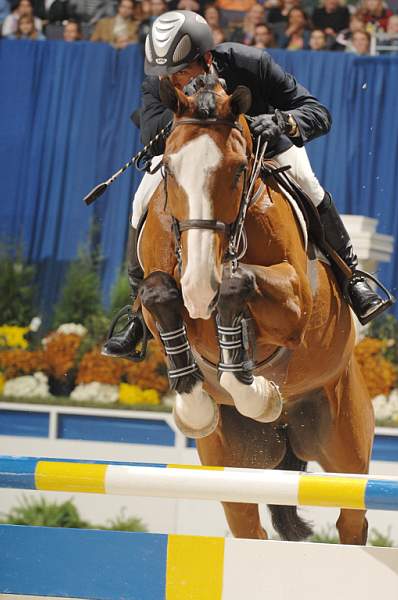 JimmyTorano-529-Aguila-WIHS-10-27-06-&copy;DeRosaPhoto.jpg
