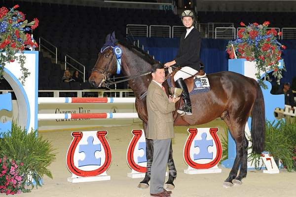 WIHS-10-21-09-AdultJprCh-DSC_3317-Hendrix-ChristinaMangano-Beneficiaries-DDeRosaPhoto.jpg