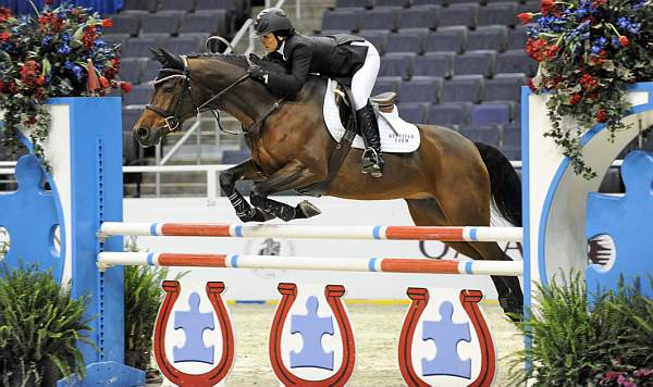WIHS-10-21-09-AdultJprCh-DSC_3405-MissKitty-KatherineEdgell-DDeRosaPhoto.jpg