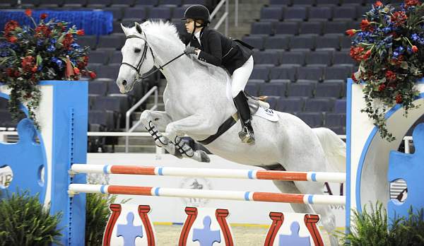 WIHS-10-21-09-AdultJprCh-DSC_3504-Gallagher-JessicaMcFall-DDeRosaPhoto.jpg