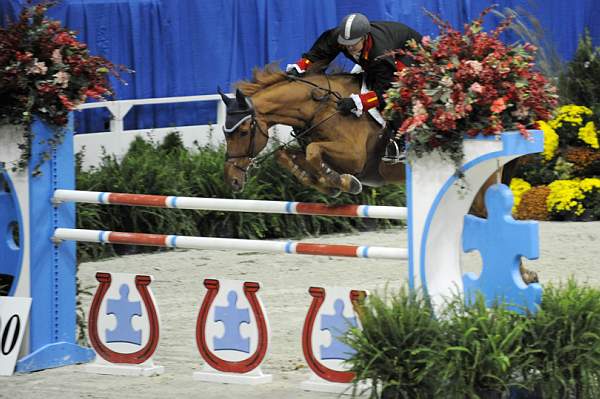 WIHS-10-22-10-Gamblers-DSC_7229-Paradism-MarioDesLauriers-DDeRosaPhoto.jpg
