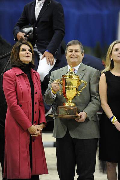 WIHS-10-24-09-DSC_1522-KenDuberstein-Sponsors-DDeRosaPhoto.jpg