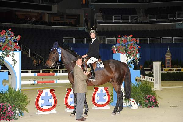WIHS-10-21-09-AdultJprCh-DSC_3317-Hendrix-ChristinaMangano-Beneficiaries-DDeRosaPhoto.jpg