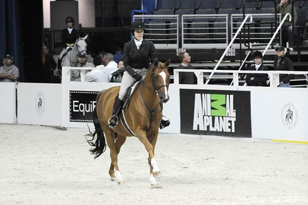 WIHS-10-20-09-DSC_0967-Keeneland-MarissaCohen-Sponsors-AnimalPlanet-DDeRosaPhoto.jpg