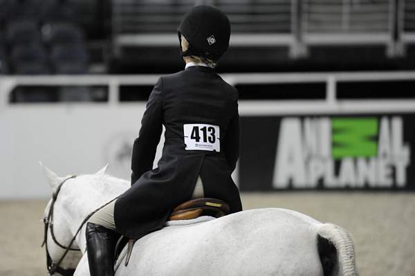 WIHS-10-25-09-DSC_2382-BeauRivage-MadelineThatcher-Sponsors-AnimalPlanet-DDeRosaPhoto.jpg