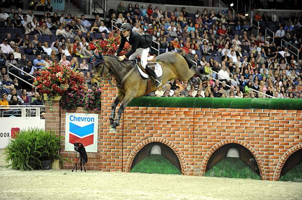 WIHS-10-23-09-DER_7652-GaelForce-DarraghKenny-Sponsors-Chevron-DDeRosaPhoto.jpg