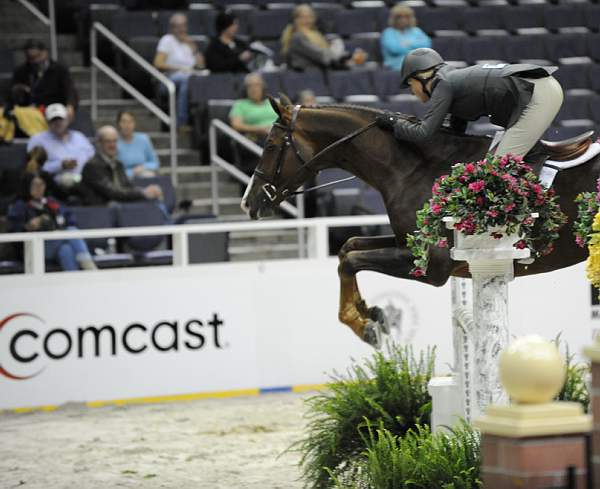 WIHS-10-20-09-DSC_0103-Andiamo-JenniferAlfano-Sponsors-Comcast-DDeRosaPhoto.jpg