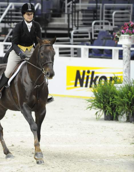 WIHS-10-20-09-DSC_1015-Indulgence-JodyRuth-Sponsors-Nikon-DDeRosaPhoto.jpg