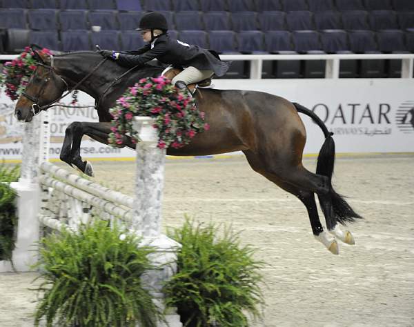 WIHS-10-23-09-DSC_7643-Francesca-MadelineThatcher-Sponsors-Qatar-DDeRosaPhoto.jpg