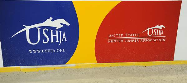 WIHS-10-20-09-DER_5344-Sponsors-USHJA-DDeRosaPhoto.jpg