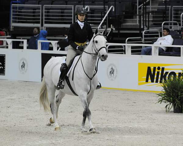 WIHS-10-20-09-DSC_0976-Tribune-LaurieBarna-DDeRosaPhoto.jpg