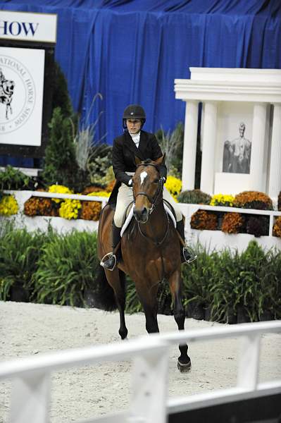 WIHS-10-20-09-DSC_1110-SurfsUp-CindySchmidt-DDeRosaPhoto.jpg