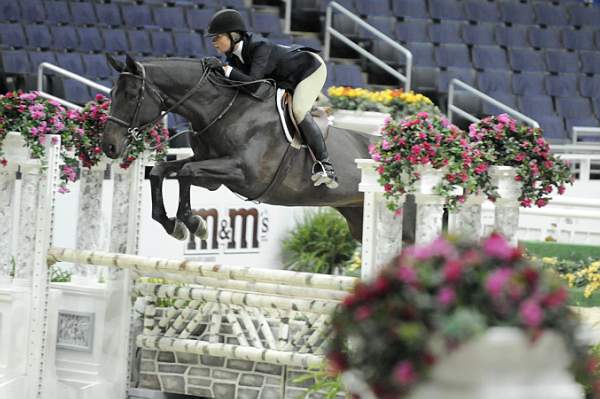 WIHS-10-23-09-WIHSJrEqHtr-DSC_8376-Catwoman-LauraPfeiffer-DDeRosaPhoto.jpg