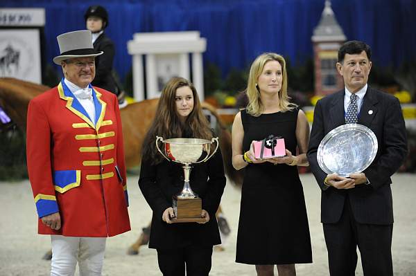 WIHS-10-24-09-Cl182-WIHSJrEqJpr-DSC_0382-JohnFranzreb-JulietReid-EricStraus-DDeRosaPhoto.jpg
