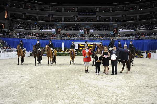 WIHS-10-24-09-WIHSJrEqFinals-DER_8634-Travino-SamanthaSchaefer-DDeRosaPhoto.jpg