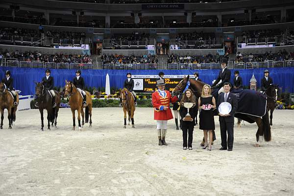 WIHS-10-24-09-WIHSJrEqFinals-DER_8636-Travino-SamanthaSchaefer-DDeRosaPhoto.jpg