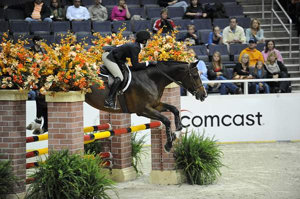 WIHS-10-24-10-Cl182-WIHSJrEqJpr-DSC_0312-Cadeau-TinaDilandri-DDeRosaPhoto.jpg
