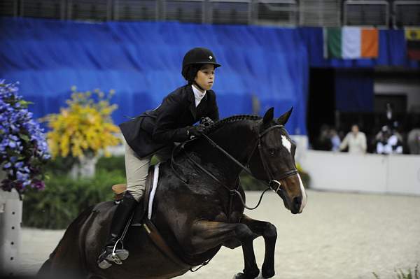 WIHS-10-24-09-Cl185WIHSPnyEqFinals-DER_8331-EliteStormFront-LaurenMartin-DDeRosaPhoto.jpg