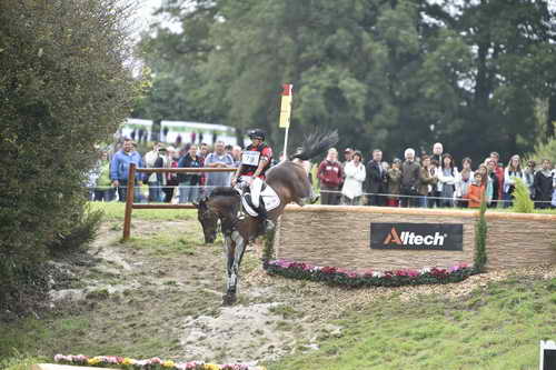 WEG1-Eventing-8-30-14-0009592-KarinDonckers-FletchaVan'tVerahof-BEL-DDeRosaPhoto