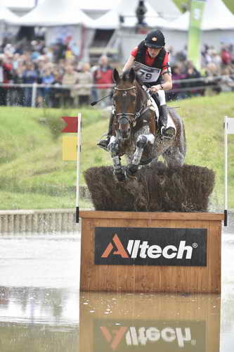 WEG1-Eventing-8-30-14-0009609-KarinDonckers-FletchaVan'tVerahof-BEL-DDeRosaPhoto