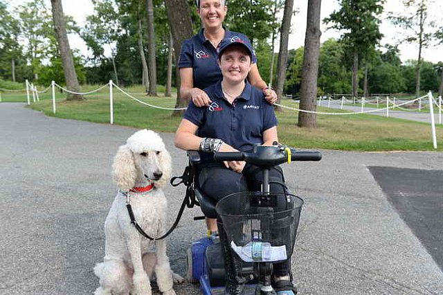WEG-Para-8-10-14-3805-SydneyCollier-DDeRosaPhoto