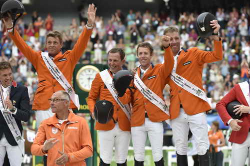 WEG1-SJ-Team2-9-4-14-0003177-DDeRosaPhoto