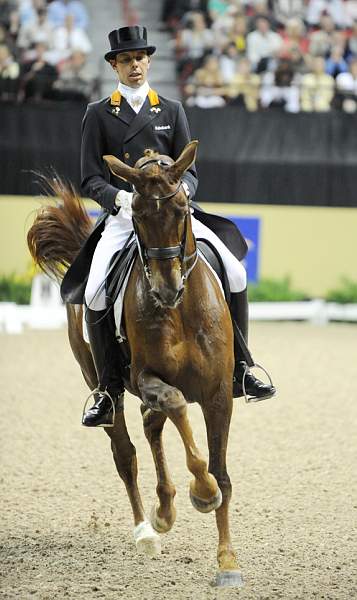 HansPeterMinderhoud-ExquisNadine-8568.jpg