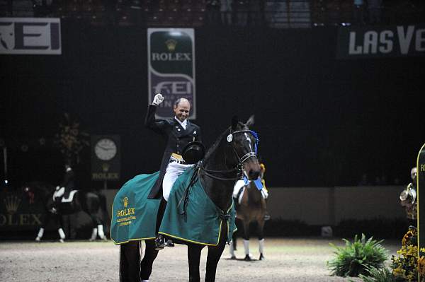 WorldCup-4-16-09-Dressage-998-Ravel-SteffenPeters-DDeRosaPhoto