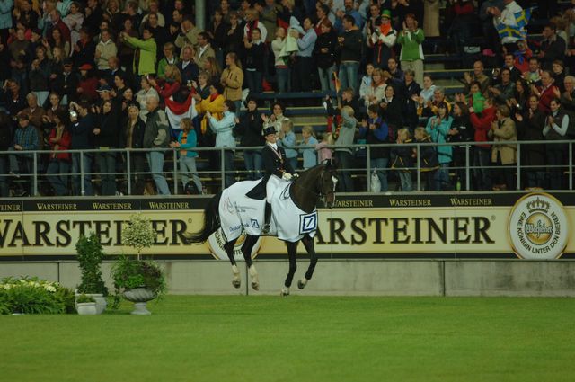 134-WEG-KurAwards-8-26-06-_DeRosaPhoto.JPG