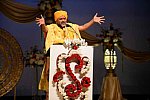 Gurudev-10-4-15-7814-DDeRosaPhoto