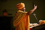 Gurudev-10-4-15-7897-DDeRosaPhoto