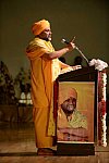 Gurudev-10-4-15-7929-DDeRosaPhoto
