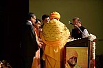 Gurudev-10-4-15-7941-DDeRosaPhoto