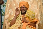 Gurudev-6-24-17-8830-DDeRosaPhoto