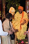 Gurudev1-7-12-14-8611-DDeRosaPhoto