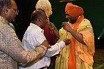 Gurudev1-7-12-14-8753-DDeRosaPhoto