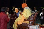 Gurudev1-7-12-14-8971-DDeRosaPhoto