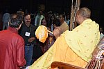 Gurudev1-7-12-14-9501-DDeRosaPhoto