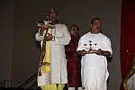 Gurudev1-7-12-14-7514-DDeRosaPhoto