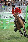 HC09-8-30-09-FTI-GP-0712-Cypria6-AndrewWelles-DDeRosaPhoto.JPG