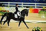 HKD-8-13-08-0705-CourtneyKingDye-Mythilus-DeRosaPhoto.jpg