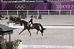 OLY-2020-DRESSAGE-GP FREESTYLE-7-28-21-8993-139-JESSICA VON BREDOW-WERNDL-TSF DALERA-GER-DDEROSAPHOTO