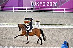 OLY-2020-DRESSAGE-GP DAY1-7-24-21-3140-122-YVONNE LOSOS DE MUNIZ-AQUAMARIJN-DOM-DDEROSAPHOTO