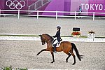 OLY-2020-DRESSAGE-GP DAY1-7-24-21-3142-122-YVONNE LOSOS DE MUNIZ-AQUAMARIJN-DOM-DDEROSAPHOTO