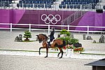 OLY-2020-DRESSAGE-GP DAY1-7-24-21-3158-122-YVONNE LOSOS DE MUNIZ-AQUAMARIJN-DOM-DDEROSAPHOTO