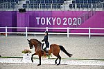 OLY-2020-DRESSAGE-GP DAY1-7-24-21-3175-122-YVONNE LOSOS DE MUNIZ-AQUAMARIJN-DOM-DDEROSAPHOTO