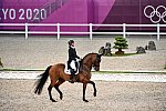 OLY-2020-DRESSAGE-GP DAY1-7-24-21-3357-122-YVONNE LOSOS DE MUNIZ-AQUAMARIJN-DOM-DDEROSAPHOTO