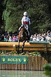 WEG2-10-2-10-EV-XX-3204-Colombo-SelenaOHanlon-DDeRosaPhoto.jpg