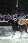 WEG2-10-2-10-EV-XX-5155-KarenOConnor-Mandiba-DDeRosaPhoto.jpg